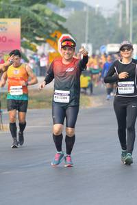 BIB: 40296, 42309
                            <button type="button" onclick="openModal(9912901)" class="btn btn-primary btn-sm float-right btn-popup" data-toggle="modal" data-target=".modal-high-quality">
                        <i class="fas fa-shopping-cart"></i> Add to Cart
                    </button>
                                            <button type="button" onclick="isThisMe(9912901, true)" class="btn btn-success btn-sm float-right btn-popup btn-isme hidden" data-toggle="tooltip" data-placement="bottom" title="นี่คือรูปของคุณใช่ไหม คลิกที่นี่เพื่อเอาเข้าอัลบั้ม">
                        <i class="fas fa-plus"></i> Add to album
                    </button>
                    <button type="button" onclick="isThisMe(9912901, false)" class="btn btn-warning btn-sm float-right btn-popup btn-isnotme hidden">
                        <i class="fas fa-ban"></i> Remove from album
                    </button>